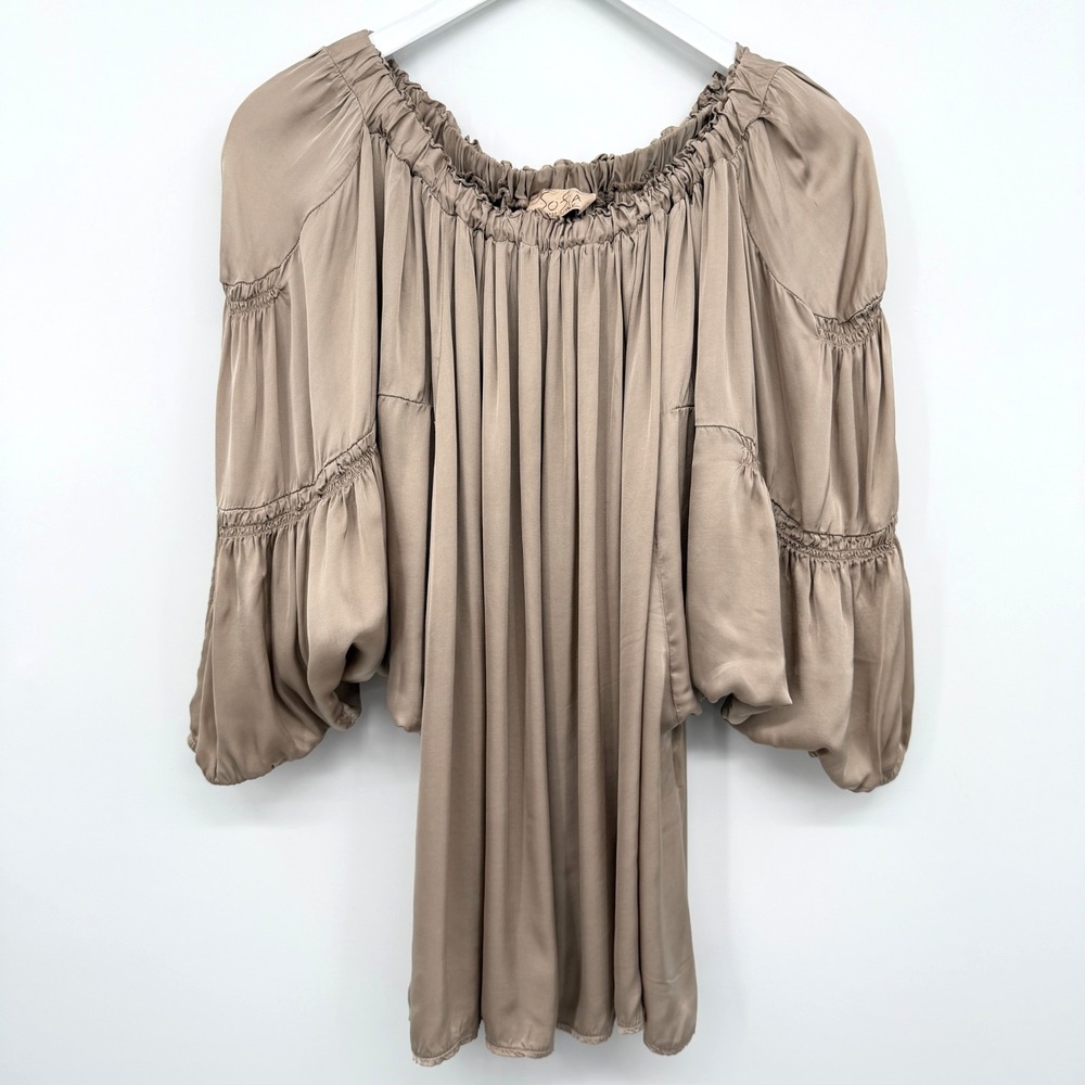 Sofia Made in Italy Top Shirt One Size Andy Off Shoulder Satin Earthy Neutral